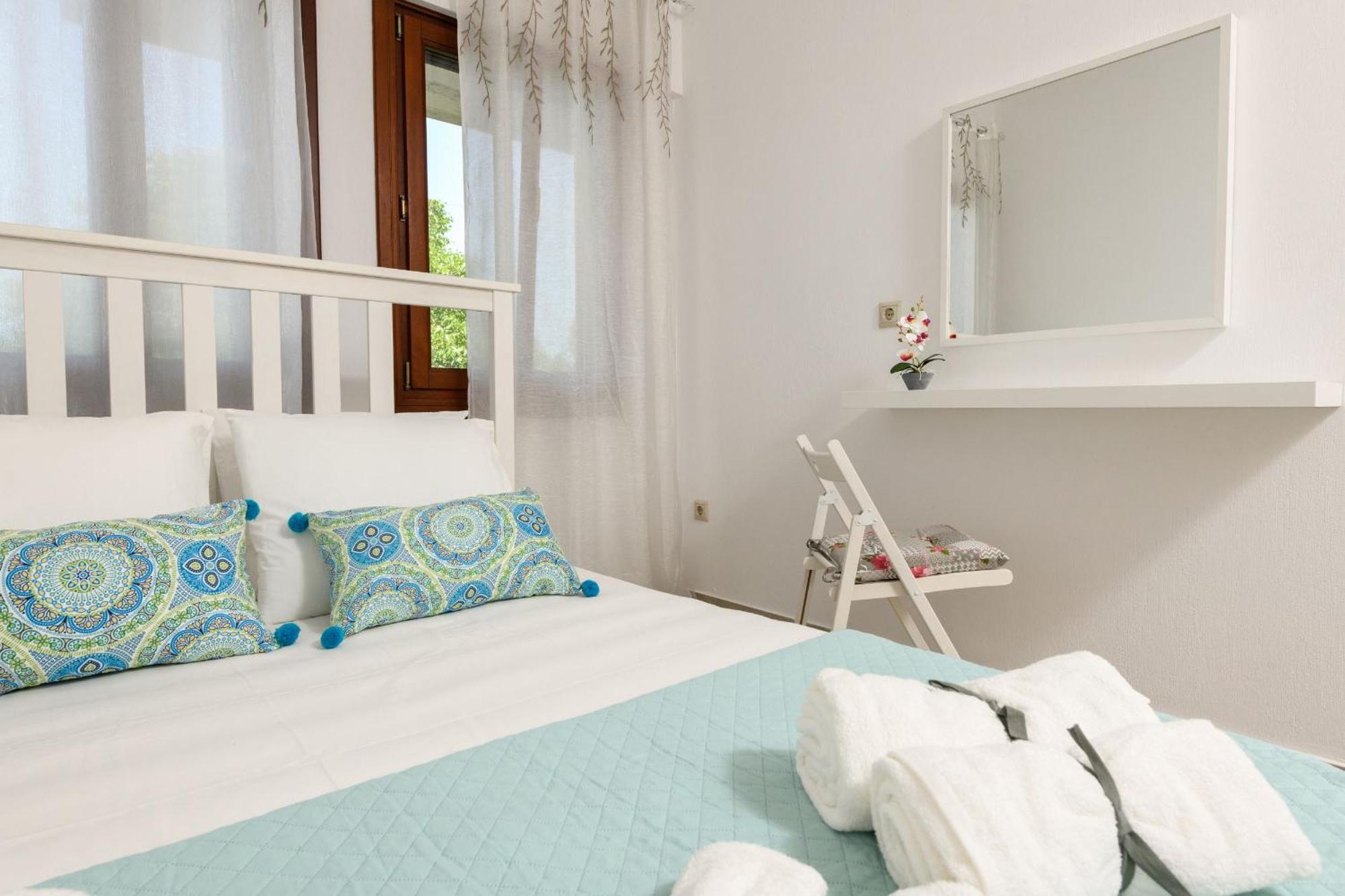 Whitegold Apartments Panagia ปานาเยีย ภายนอก รูปภาพ