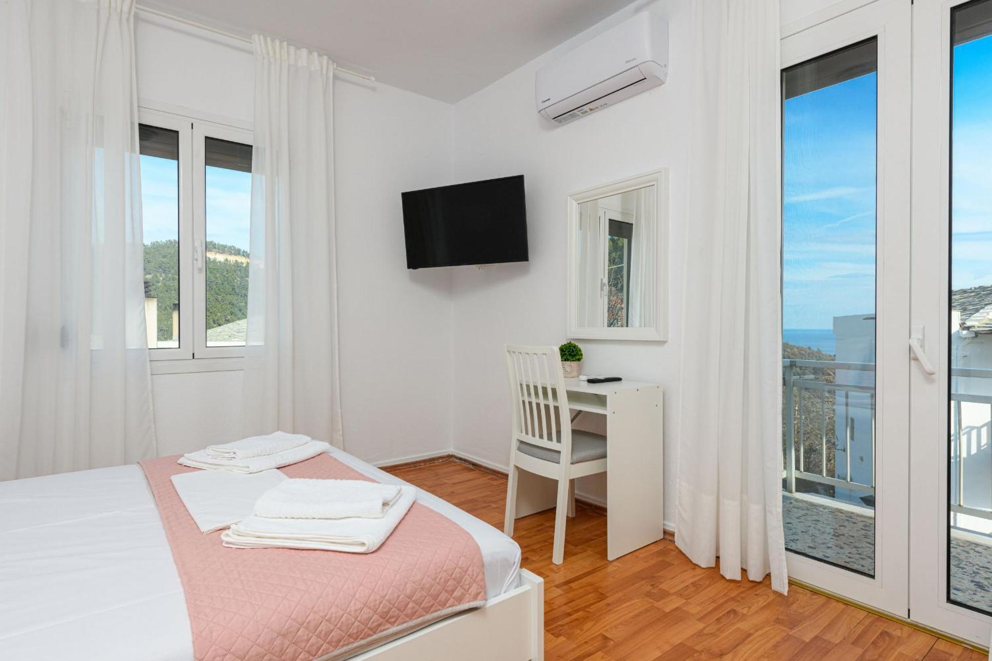 Whitegold Apartments Panagia ปานาเยีย ภายนอก รูปภาพ