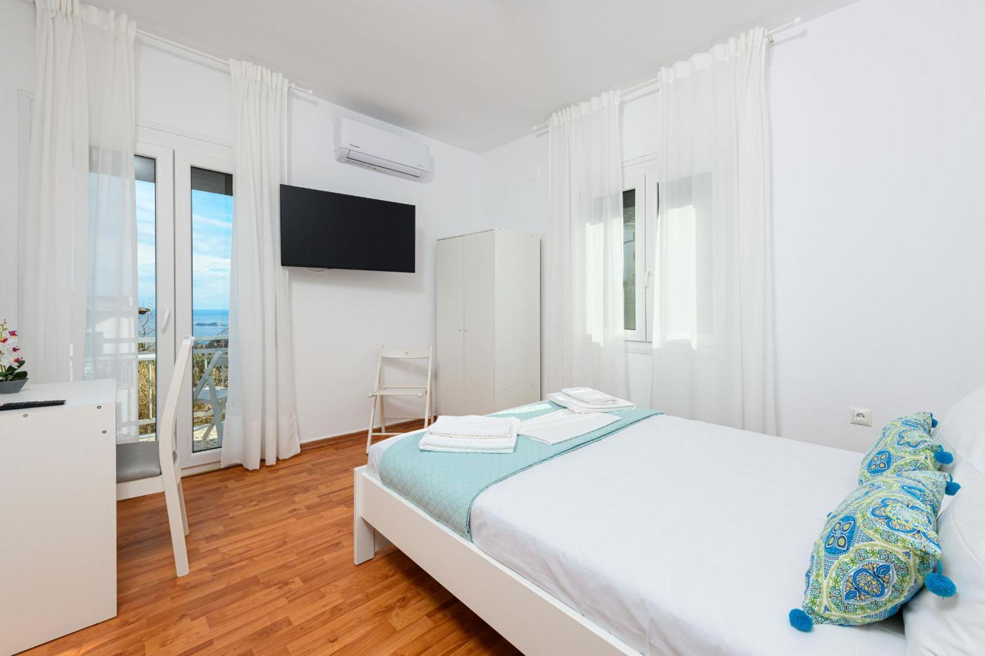 Whitegold Apartments Panagia ปานาเยีย ภายนอก รูปภาพ