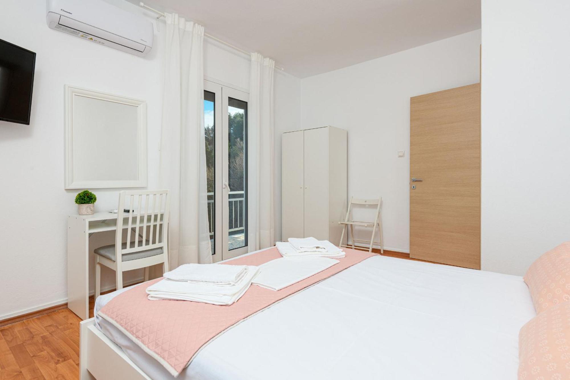 Whitegold Apartments Panagia ปานาเยีย ภายนอก รูปภาพ