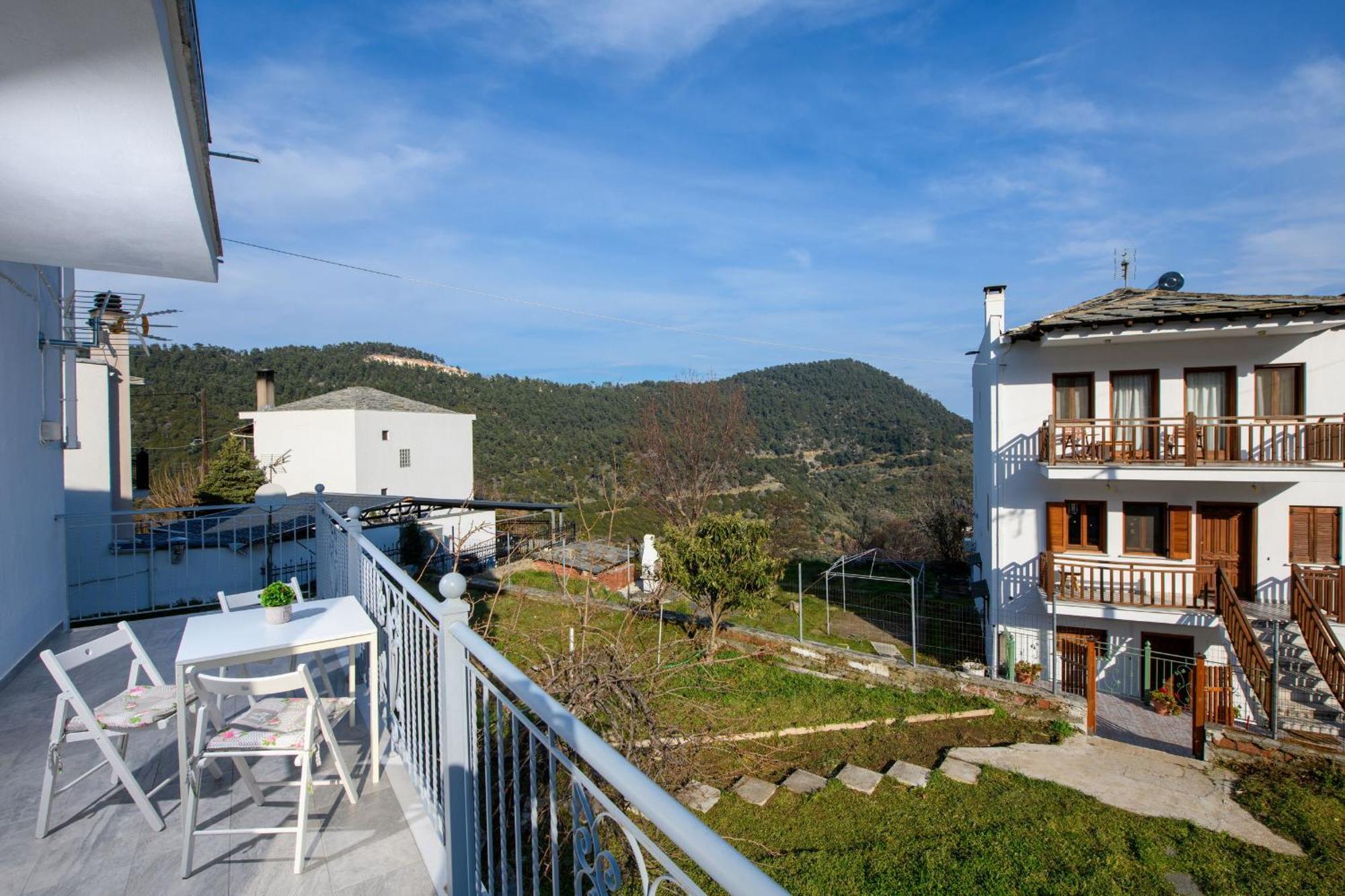 Whitegold Apartments Panagia ปานาเยีย ภายนอก รูปภาพ