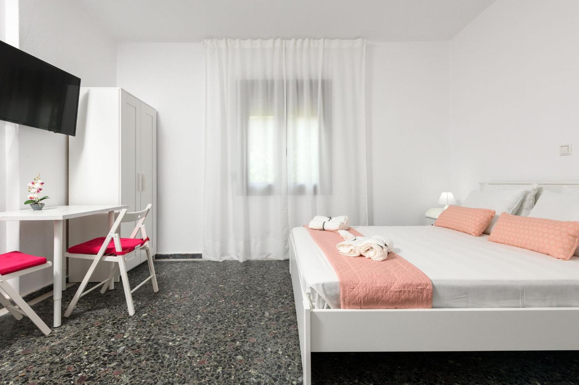 Whitegold Apartments Panagia ปานาเยีย ภายนอก รูปภาพ